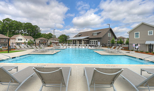 Resort-Style Pool